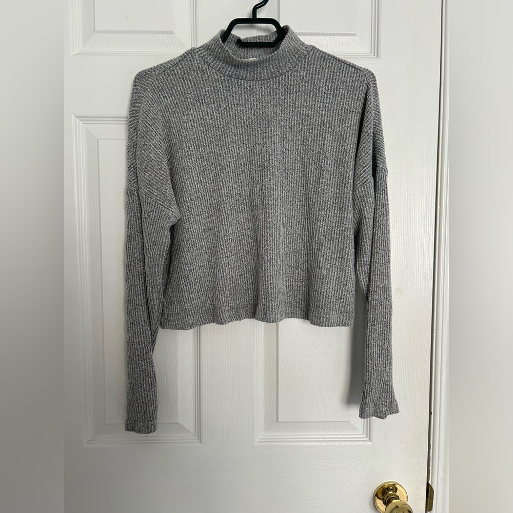 Cropped Mock Neck Ribbed Turtleneck